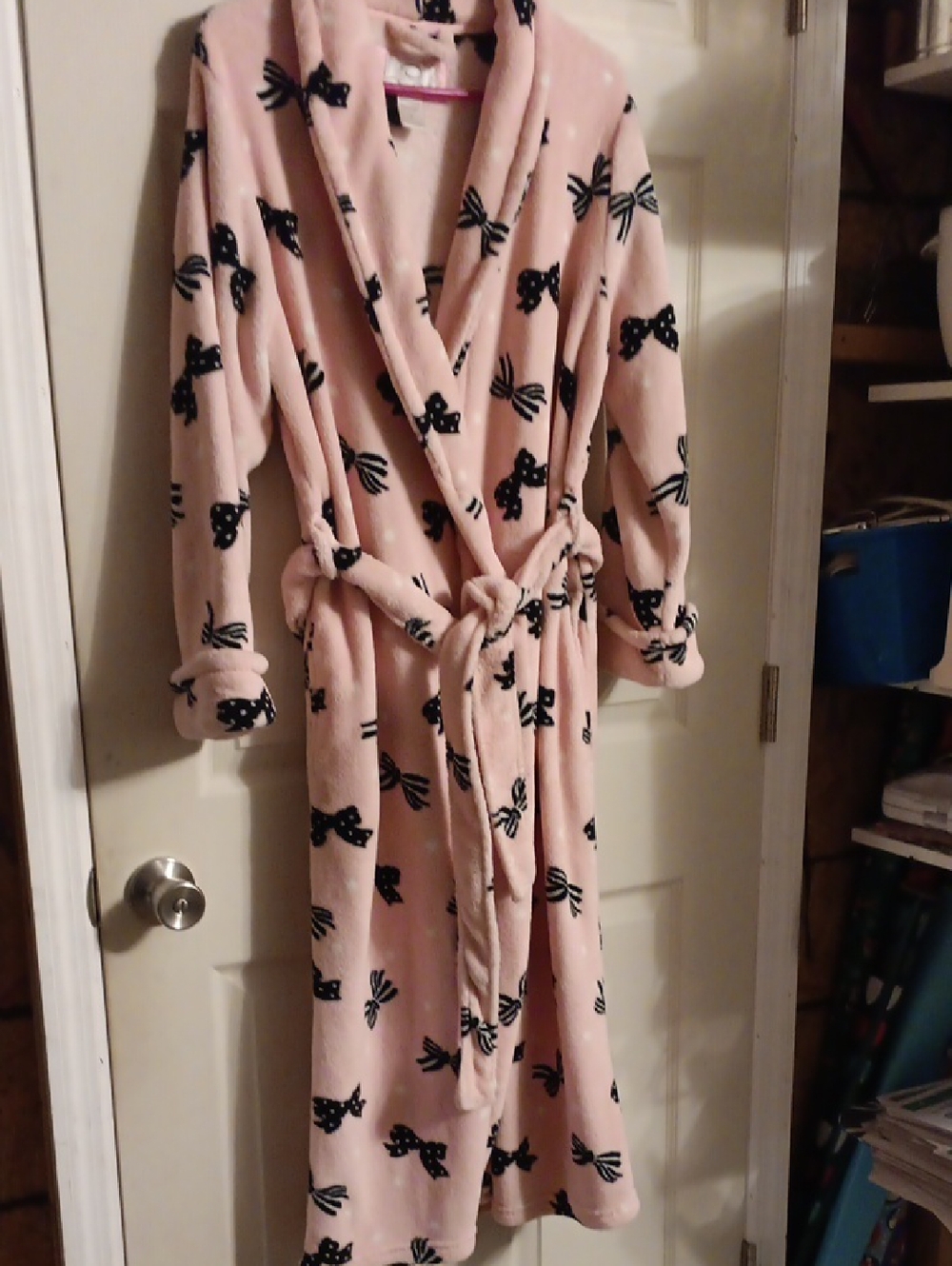 Oscar de la Renta Pink and Black Bow-Print Plush Robe
